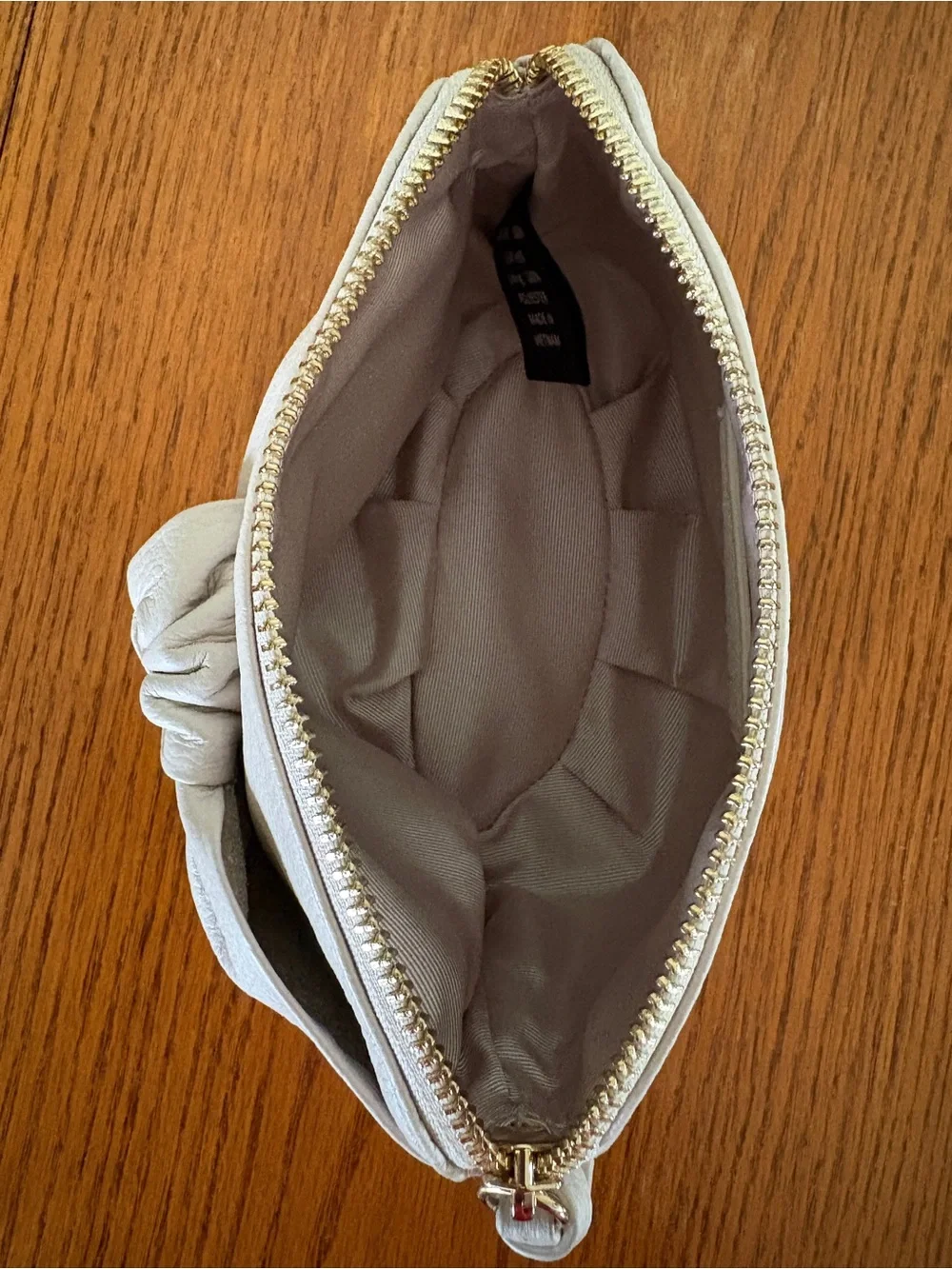 ANTONIO MELANI Cream Leather Knot Bow Clutch Bag
